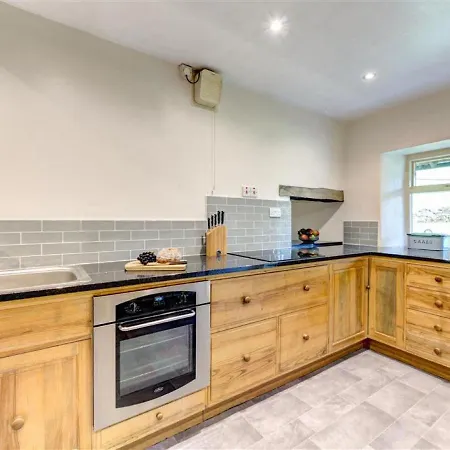 Vakantiehuis Quaint Holiday In Loughrigg With Large Private Garden Ambleside