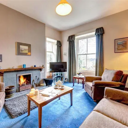 Vakantiehuis Quaint Holiday In Loughrigg With Large Private Garden